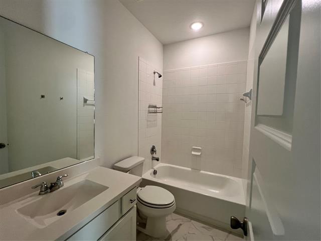 Building Photo - 1817 Lockhart Dr