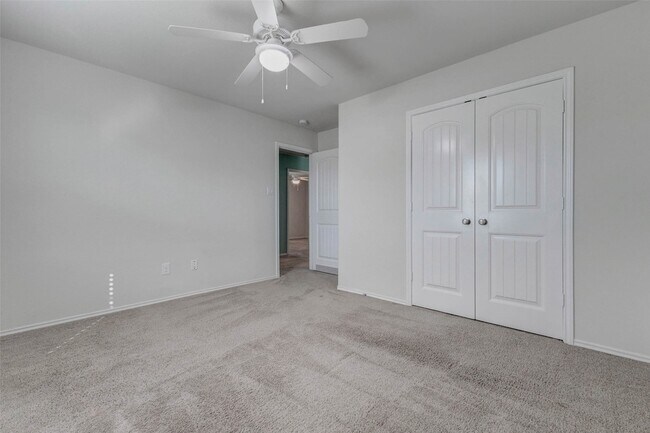 Building Photo - 26043 Quiet Field Ct