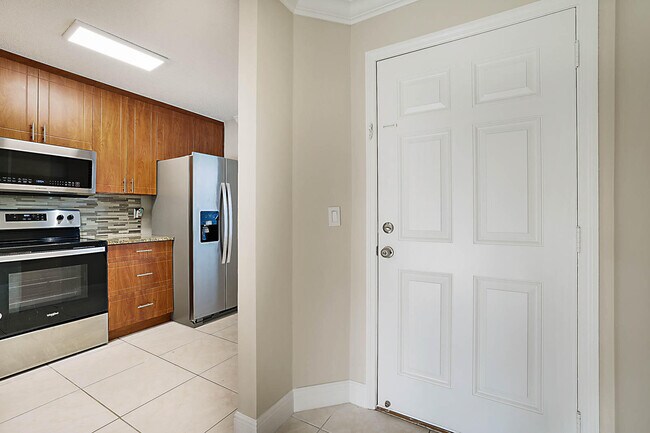 Building Photo - 505 Harbour Pointe Way