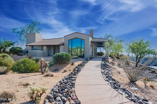 Building Photo - 10326 E Buckskin Trail