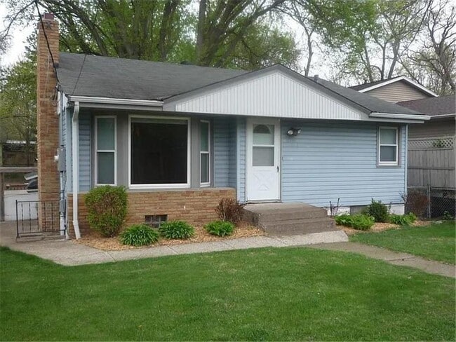 Primary Photo - 16418 Minnetonka Blvd