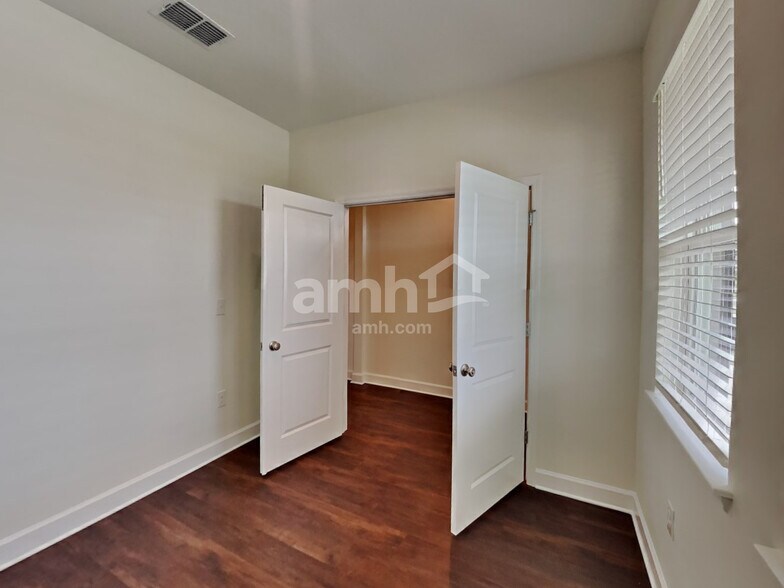 Building Photo - 33892 Thyme Dr