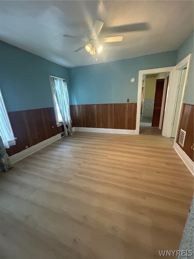 Building Photo - 71 Page St