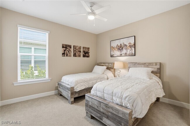 Building Photo - 11964 Molto Dr