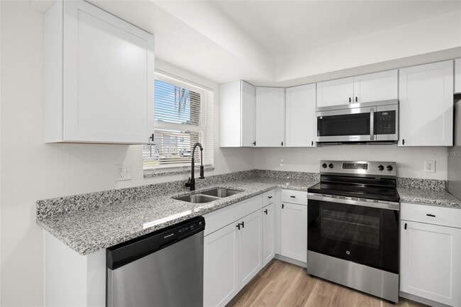 Building Photo - 14224 Village Terrace Dr