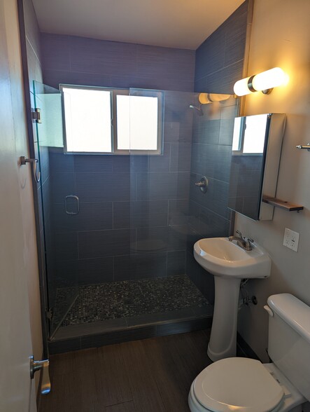 Bathroom - 6738 E Osborn Rd