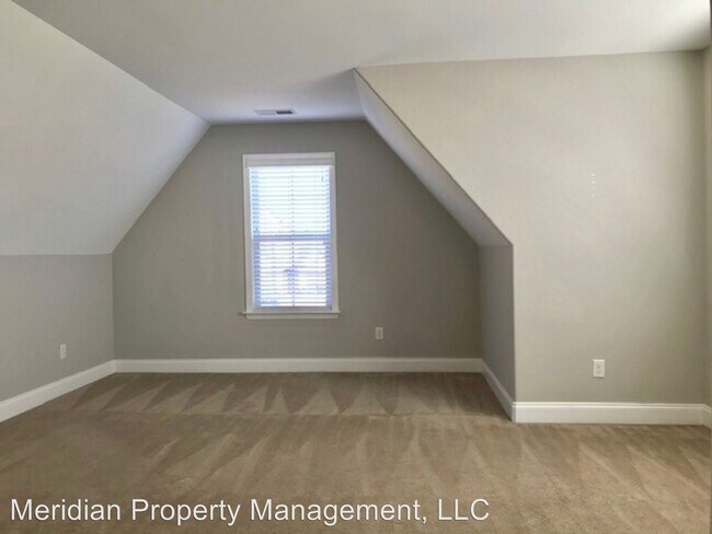Building Photo - 4 br, 3 bath House - 3557 Avis Lane