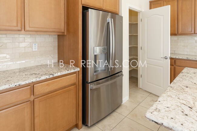 Building Photo - Questa Village - Mountain House- Spacious & Stylish 5-Bedroom Retreat in Mountain House – 3.5 Bat...