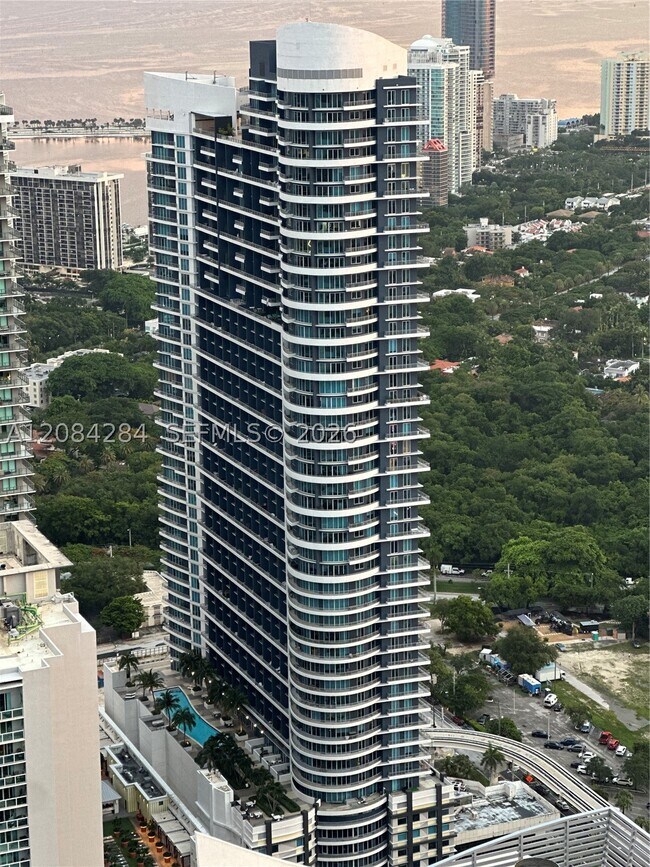 Building Photo - 60 SW 13th St