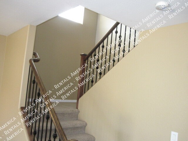 Building Photo - 12047 W Dos Rios Dr