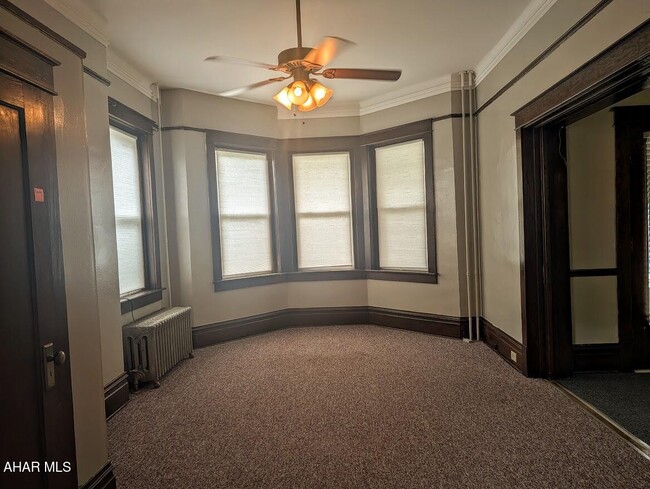 Building Photo - 233 E Pitt St