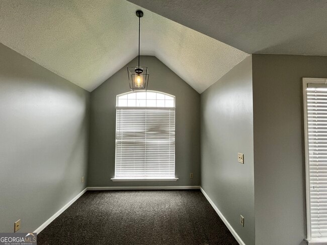 Building Photo - 102 Myles Ln