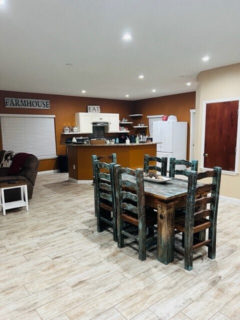 Building Photo - 1400 FM970