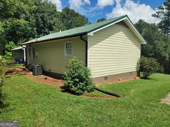 Building Photo - 351 Browns Rd