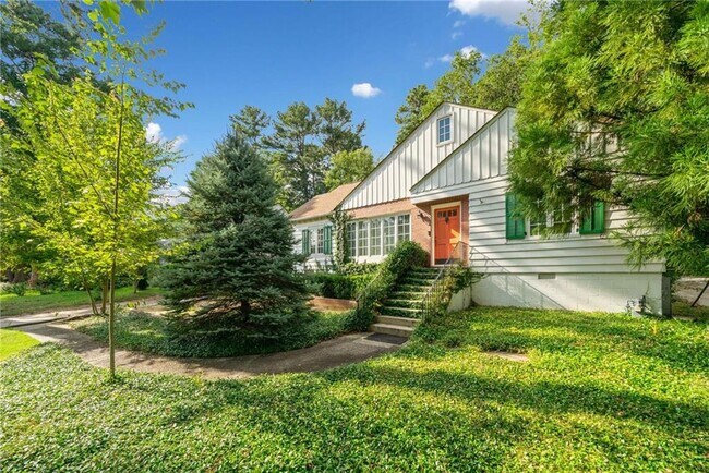 Primary Photo - 970 Lindbergh Drive NE