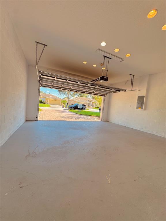 Building Photo - 449 Bay Leaf Dr