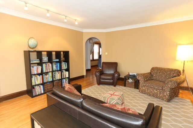 Building Photo - 5537 N Campbell Ave