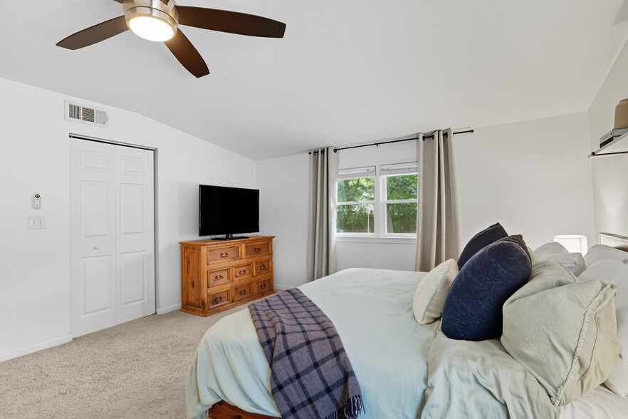 Building Photo - 1946 Terry Mill Rd SE