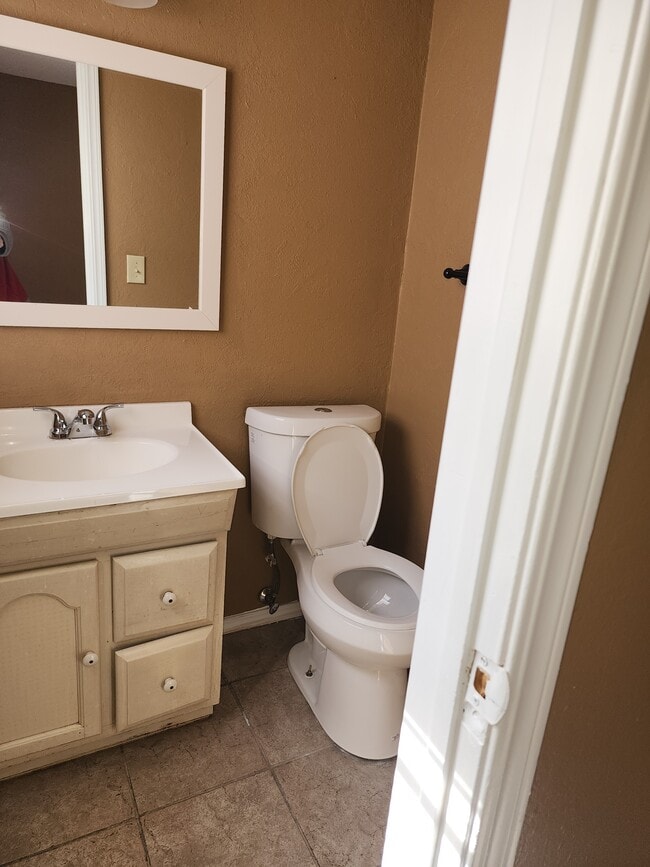 Building Photo - 4113 Bonaparte Blvd