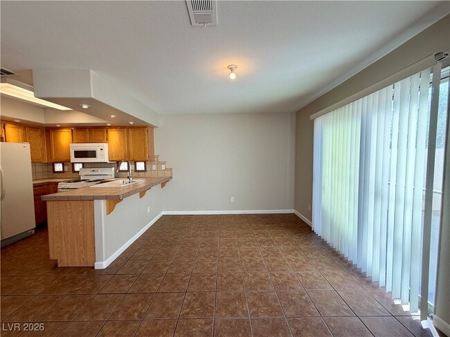 Building Photo - 5239 Green Forest Way