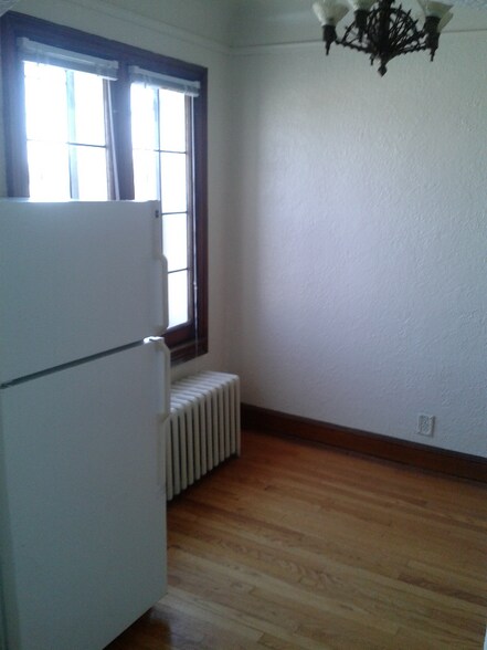 Building Photo - 1408 S 79th St