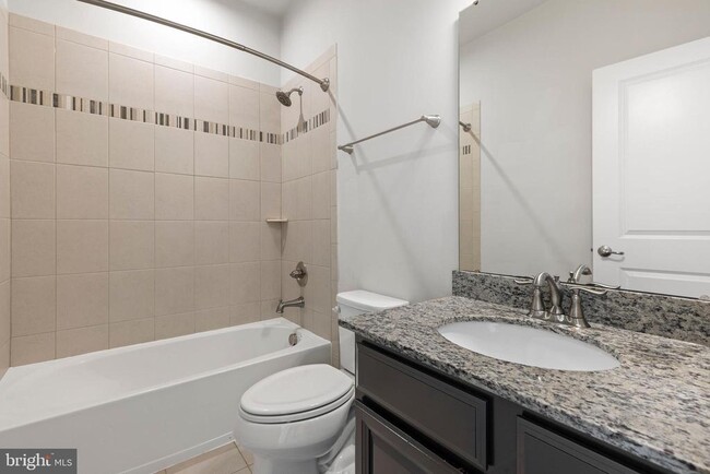 Building Photo - 537 Willow Bend Dr
