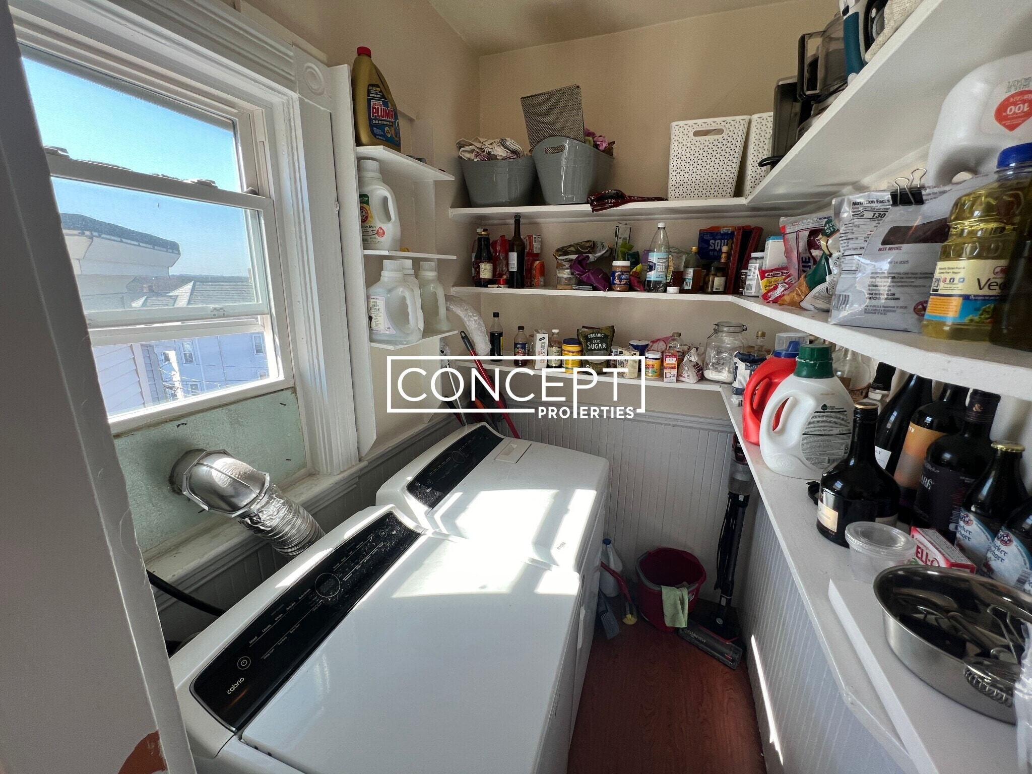 Building Photo - 51 Ibbetson St