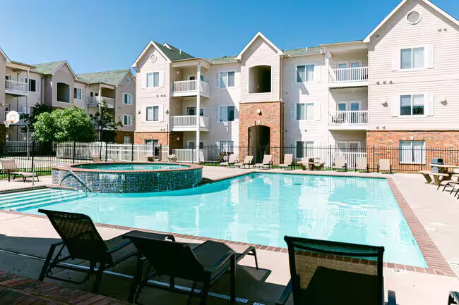 Building Photo - 2200 Classen Blvd