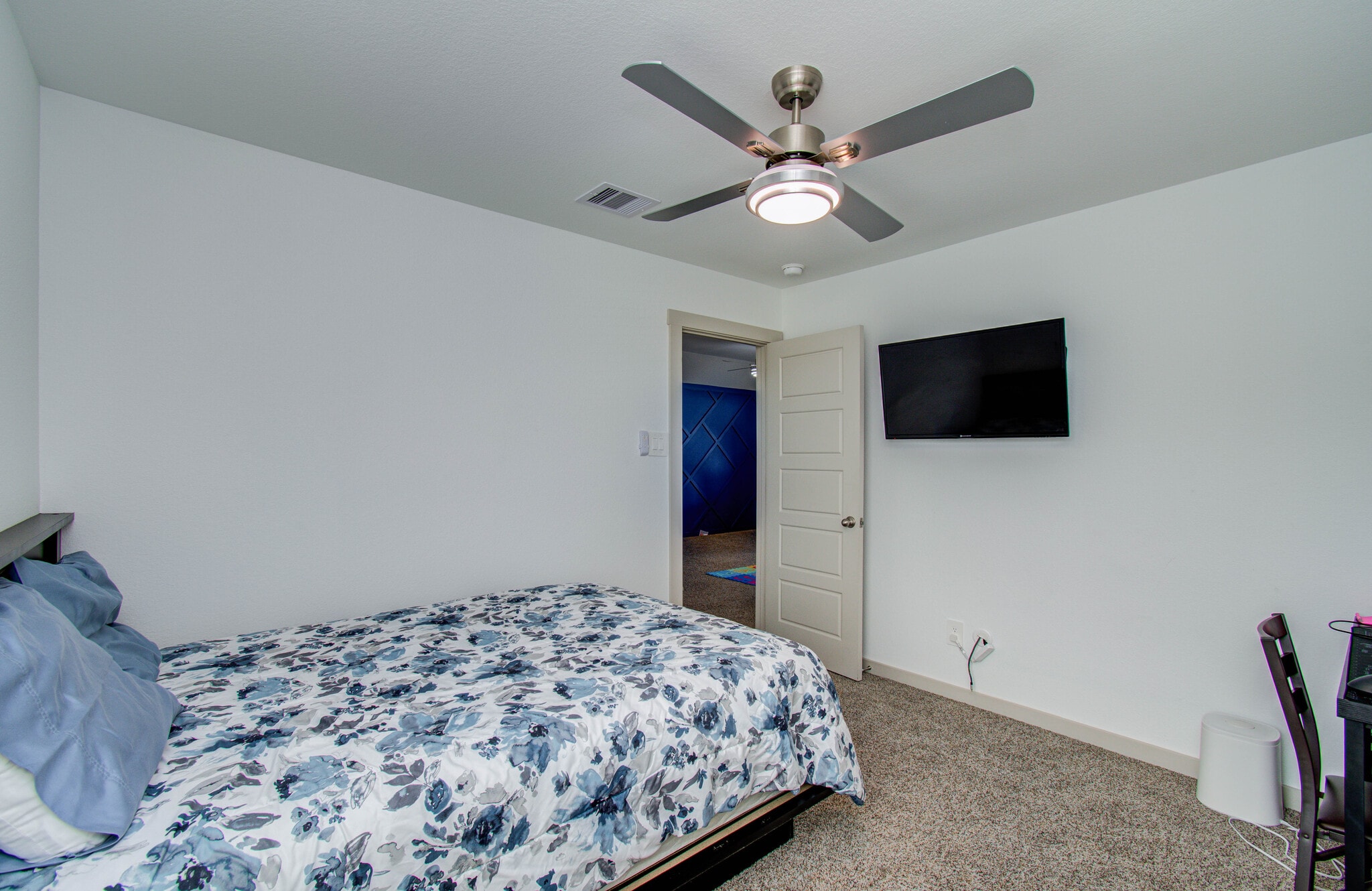 Guest Room 2 - 12806 Rainham Ln