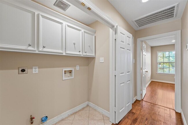 Building Photo - 511 Turner Dr