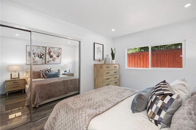 Building Photo - 496 E 16th St