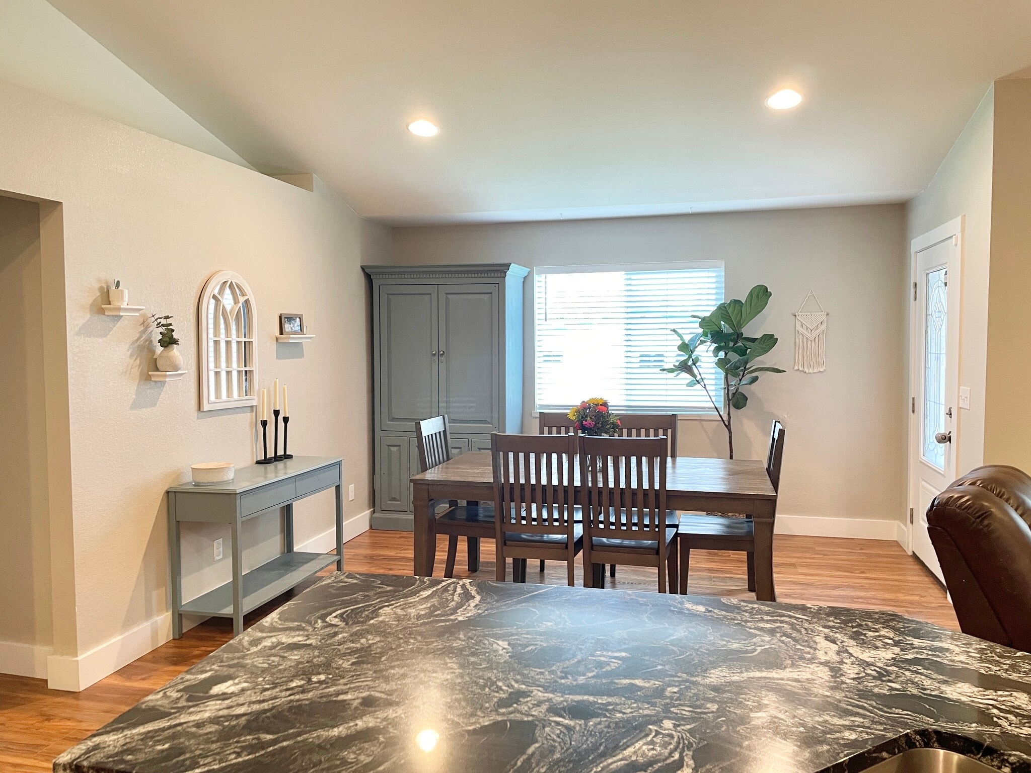 Dining Room - 627 N 3rd St