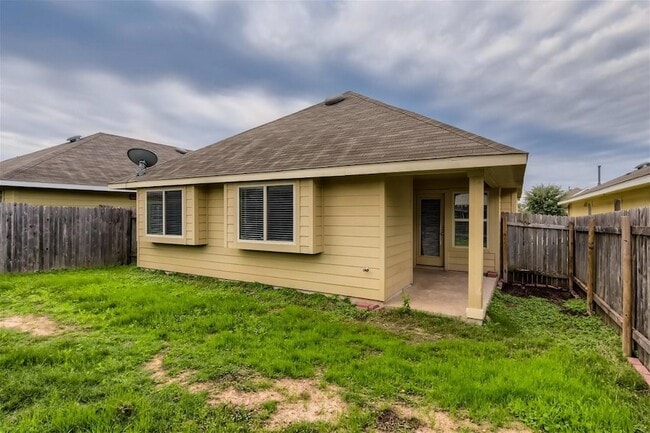 Building Photo - 15108 Walcott Dr