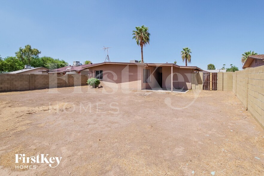 Building Photo - 3341 W Desert Cove Ave