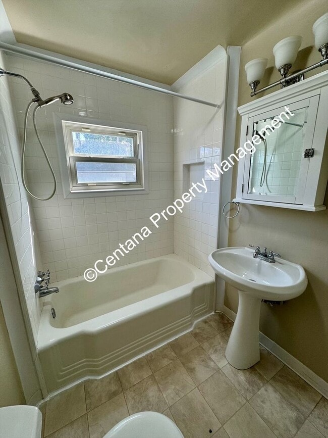 Building Photo - MOVING SPECIAL: $500 off First Full Months...
