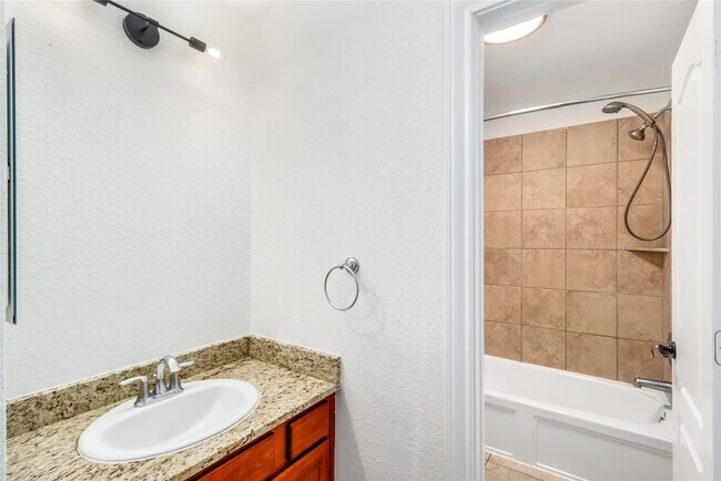 Building Photo - 142 Pinto Point Pl