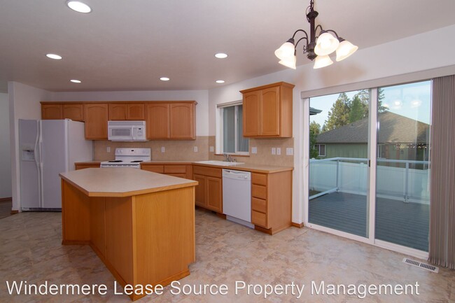 Building Photo - 3 br, 2 bath House - 17218 N Dakota Ln