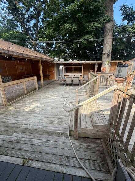 Building Photo - 958 Laurel Pl