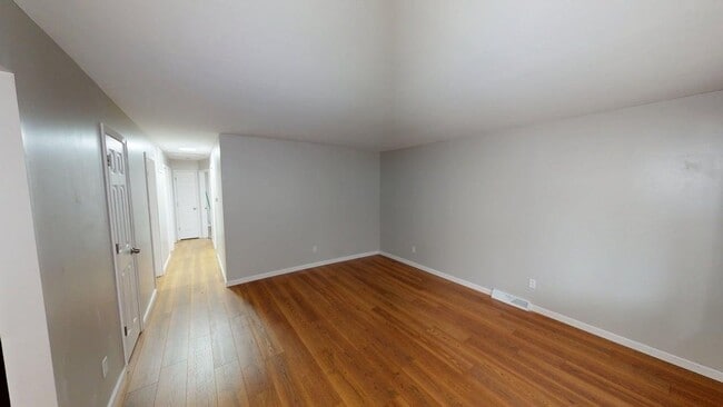 Building Photo - Completely Remodeled 3 Bedroom Ranch for R...