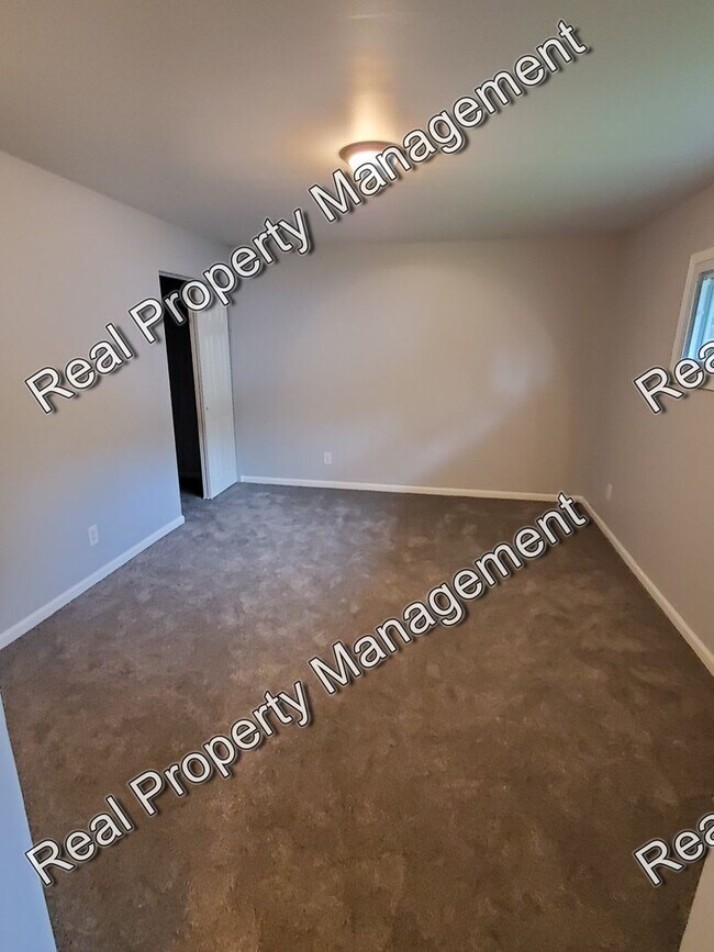 Building Photo - 3 Bedroom South Hammond Ranch