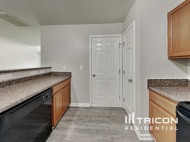 Building Photo - 4932 Magnasco Ln