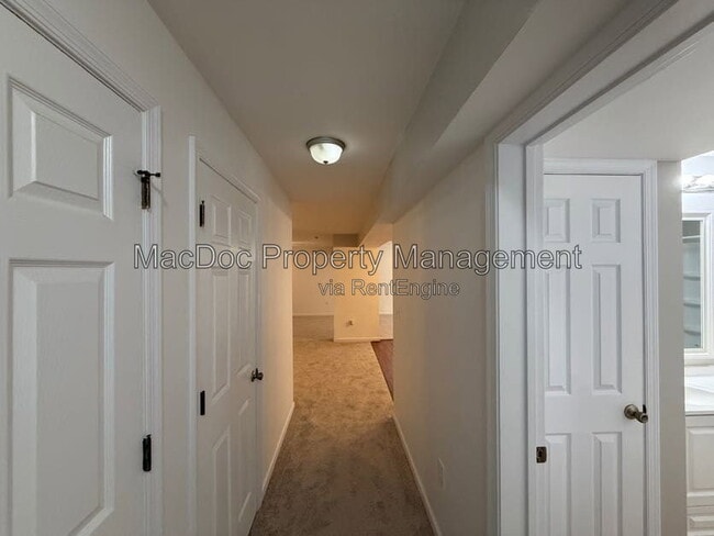 Building Photo - 1404 Graham Dr