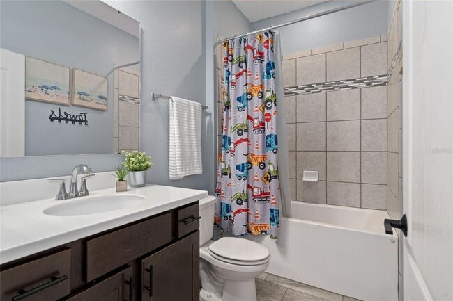 Building Photo - Beautiful 4bd 2ba Home plus a 3 Car Garage
