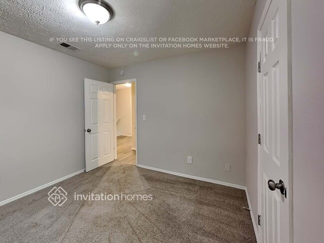 Building Photo - 5535 Downs Way