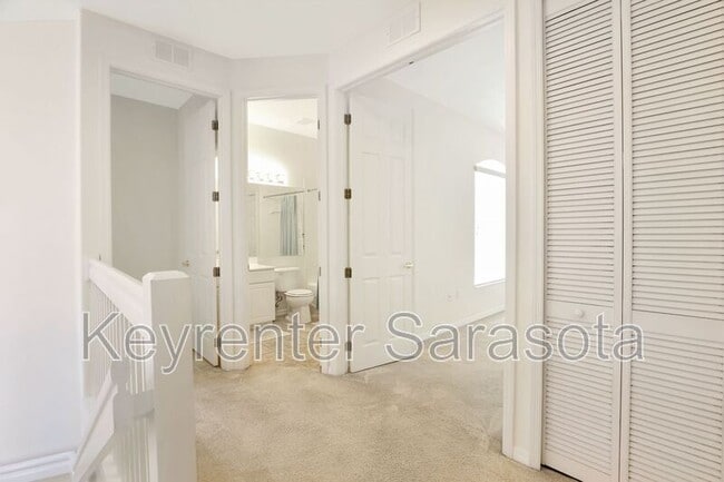 Building Photo - 4480 Streamside Ct