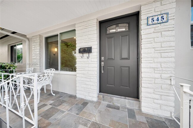 Building Photo - 3145 Segovia St