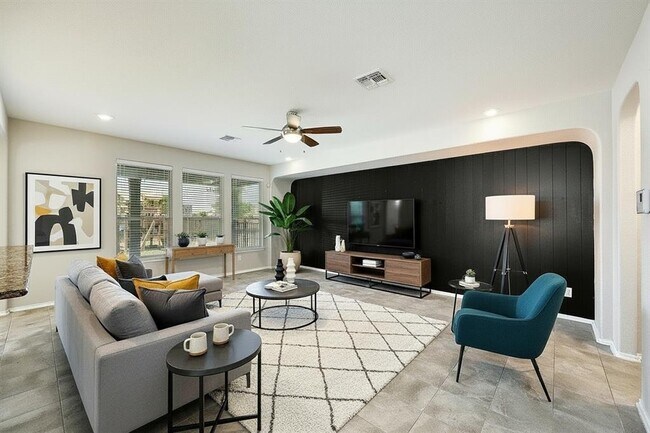 Building Photo - 7904 Gato Ln