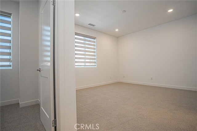 Building Photo - 2317 W Broadway