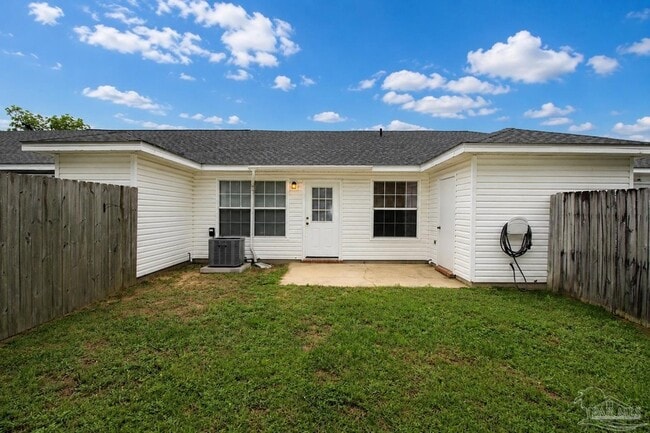 Building Photo - 309 Loveland Cir