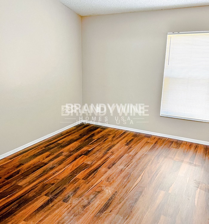 Building Photo - 3314 Lake Tiny Cir